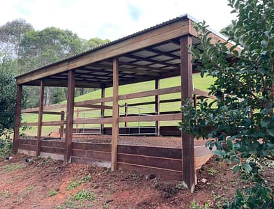 518656301_716897597869020_4678309126534003189_n horse shelters QLD